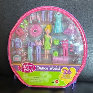 Fashion Polly Dance World Playset - Pink and Green